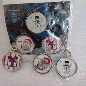 Completed Cross-Stitch Ornament Set Vintage With Original Pattern And Remnants